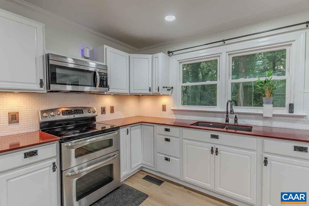 1715 SOLOMAN RD, CHARLOTTESVILLE, Virginia 22901, 3 Bedrooms Bedrooms, ,3 BathroomsBathrooms,Residential,For sale,1715 SOLOMAN RD,668786 MLS # 668786