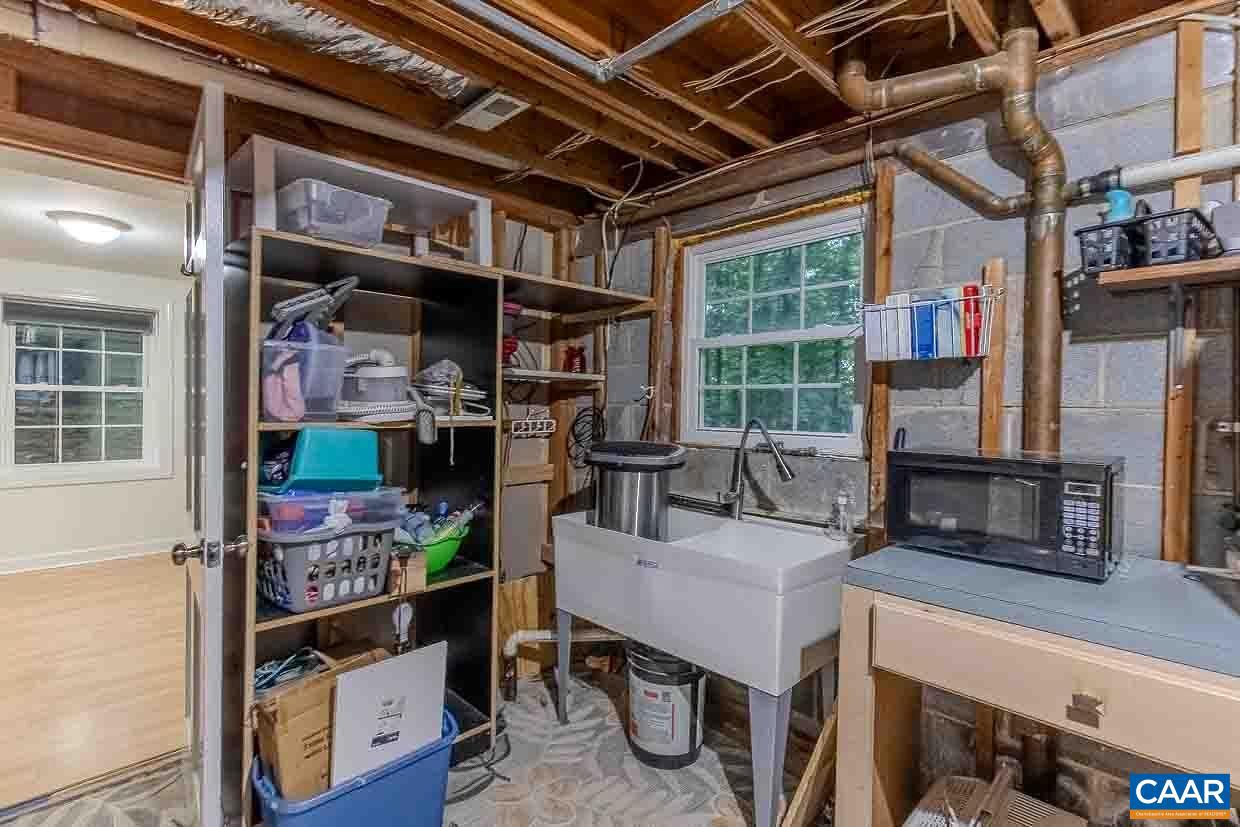 1715 SOLOMAN RD, CHARLOTTESVILLE, Virginia 22901, 3 Bedrooms Bedrooms, ,3 BathroomsBathrooms,Residential,For sale,1715 SOLOMAN RD,668786 MLS # 668786