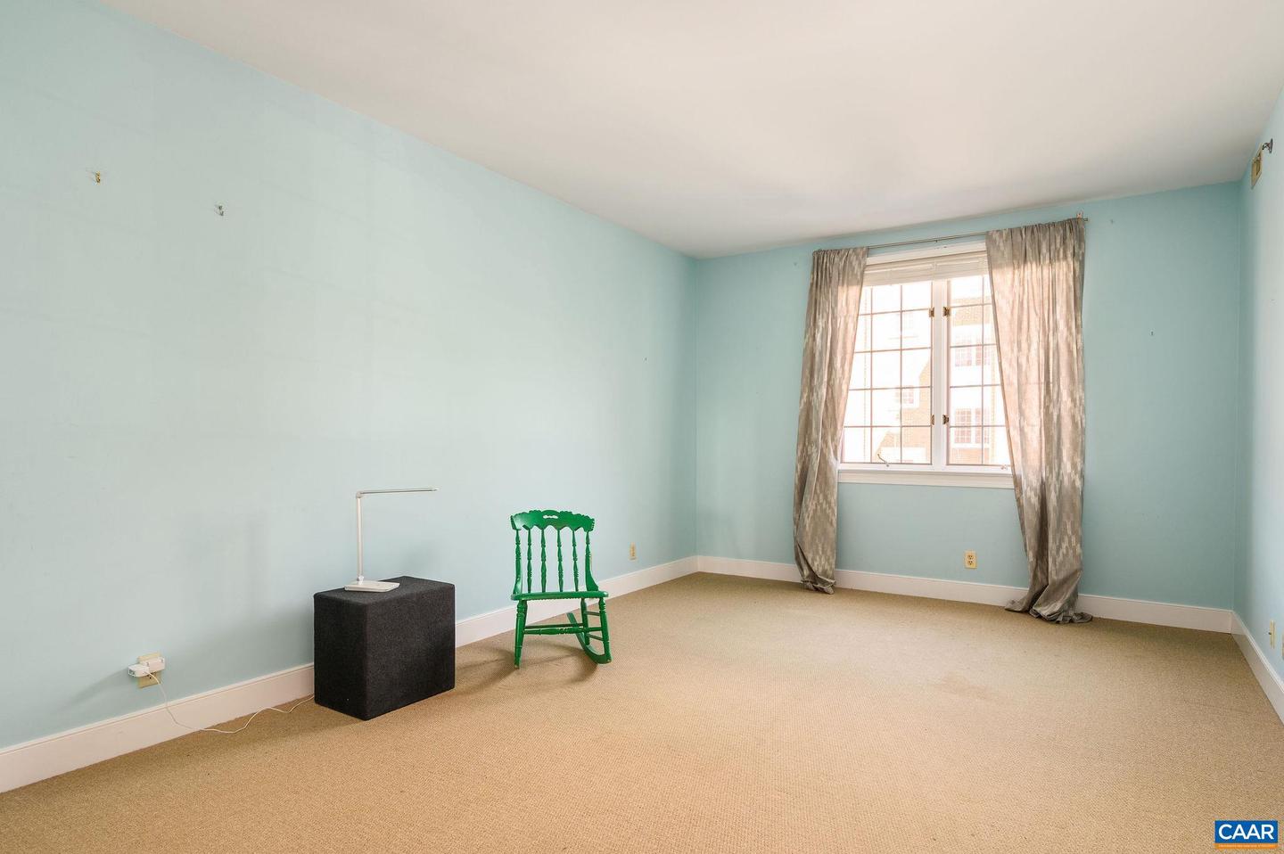 249 EAST JEFFERSON ST, CHARLOTTESVILLE, Virginia 22902, 3 Bedrooms Bedrooms, ,2 BathroomsBathrooms,Residential,For sale,249 EAST JEFFERSON ST,668790 MLS # 668790