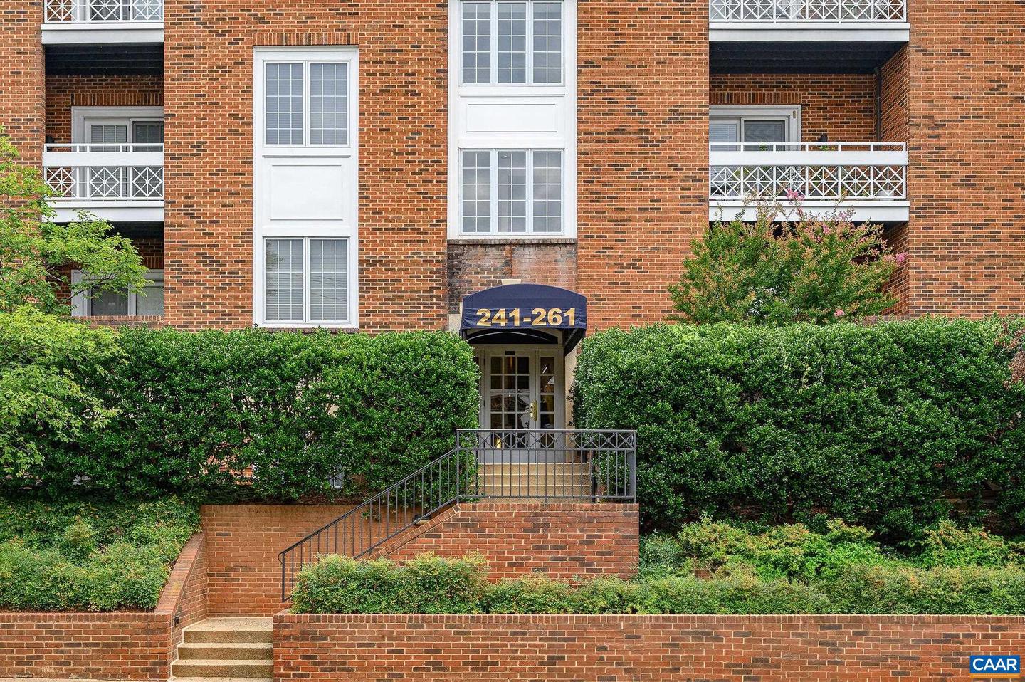 249 EAST JEFFERSON ST, CHARLOTTESVILLE, Virginia 22902, 3 Bedrooms Bedrooms, ,2 BathroomsBathrooms,Residential,For sale,249 EAST JEFFERSON ST,668790 MLS # 668790