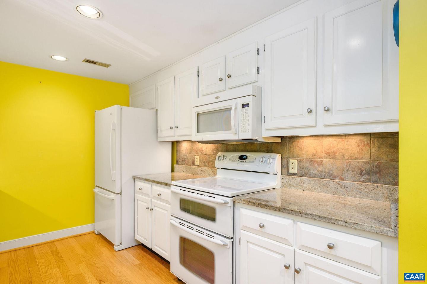 249 EAST JEFFERSON ST, CHARLOTTESVILLE, Virginia 22902, 3 Bedrooms Bedrooms, ,2 BathroomsBathrooms,Residential,For sale,249 EAST JEFFERSON ST,668790 MLS # 668790