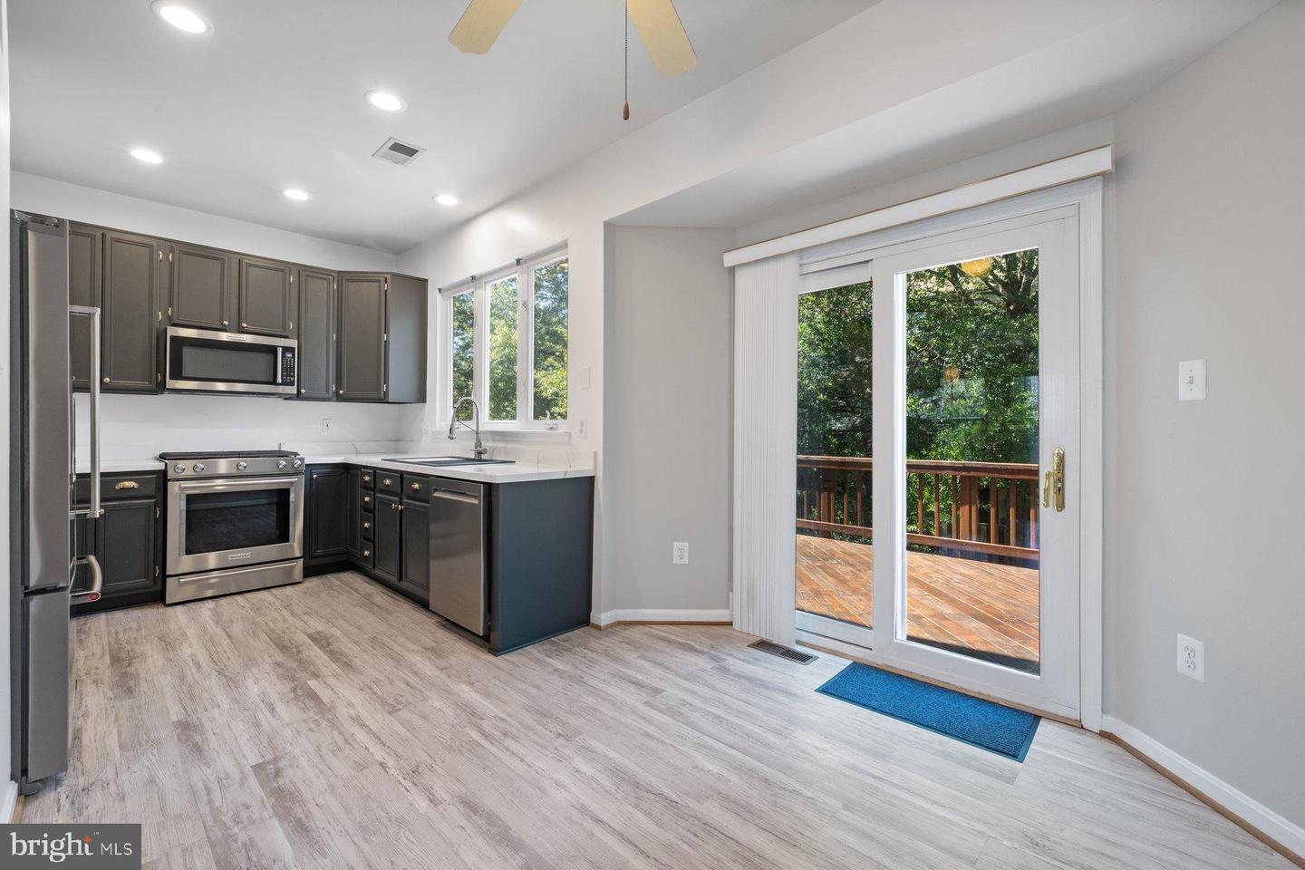 6602 PATENT PARISH LN, ALEXANDRIA, Virginia 22315, 3 Bedrooms Bedrooms, 11 Rooms Rooms,2 BathroomsBathrooms,Residential,For sale,6602 PATENT PARISH LN,VAFX2266144 MLS # VAFX2266144