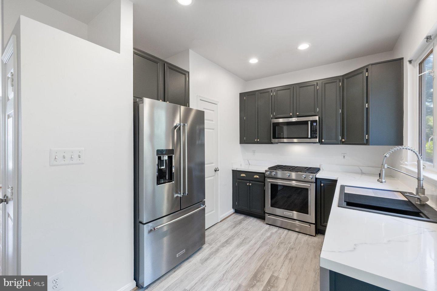 6602 PATENT PARISH LN, ALEXANDRIA, Virginia 22315, 3 Bedrooms Bedrooms, 11 Rooms Rooms,2 BathroomsBathrooms,Residential,For sale,6602 PATENT PARISH LN,VAFX2266144 MLS # VAFX2266144
