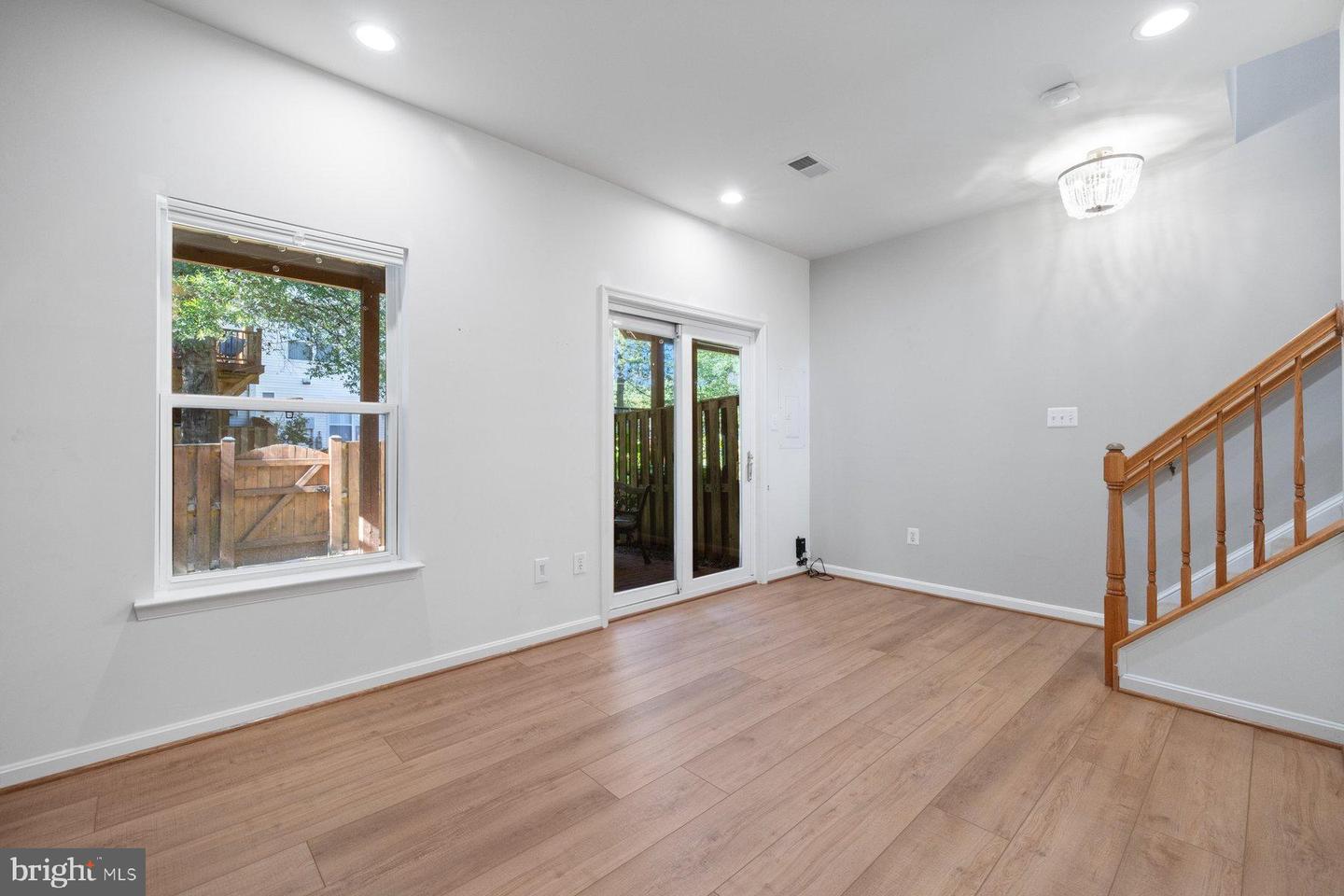 6602 PATENT PARISH LN, ALEXANDRIA, Virginia 22315, 3 Bedrooms Bedrooms, 11 Rooms Rooms,2 BathroomsBathrooms,Residential,For sale,6602 PATENT PARISH LN,VAFX2266144 MLS # VAFX2266144