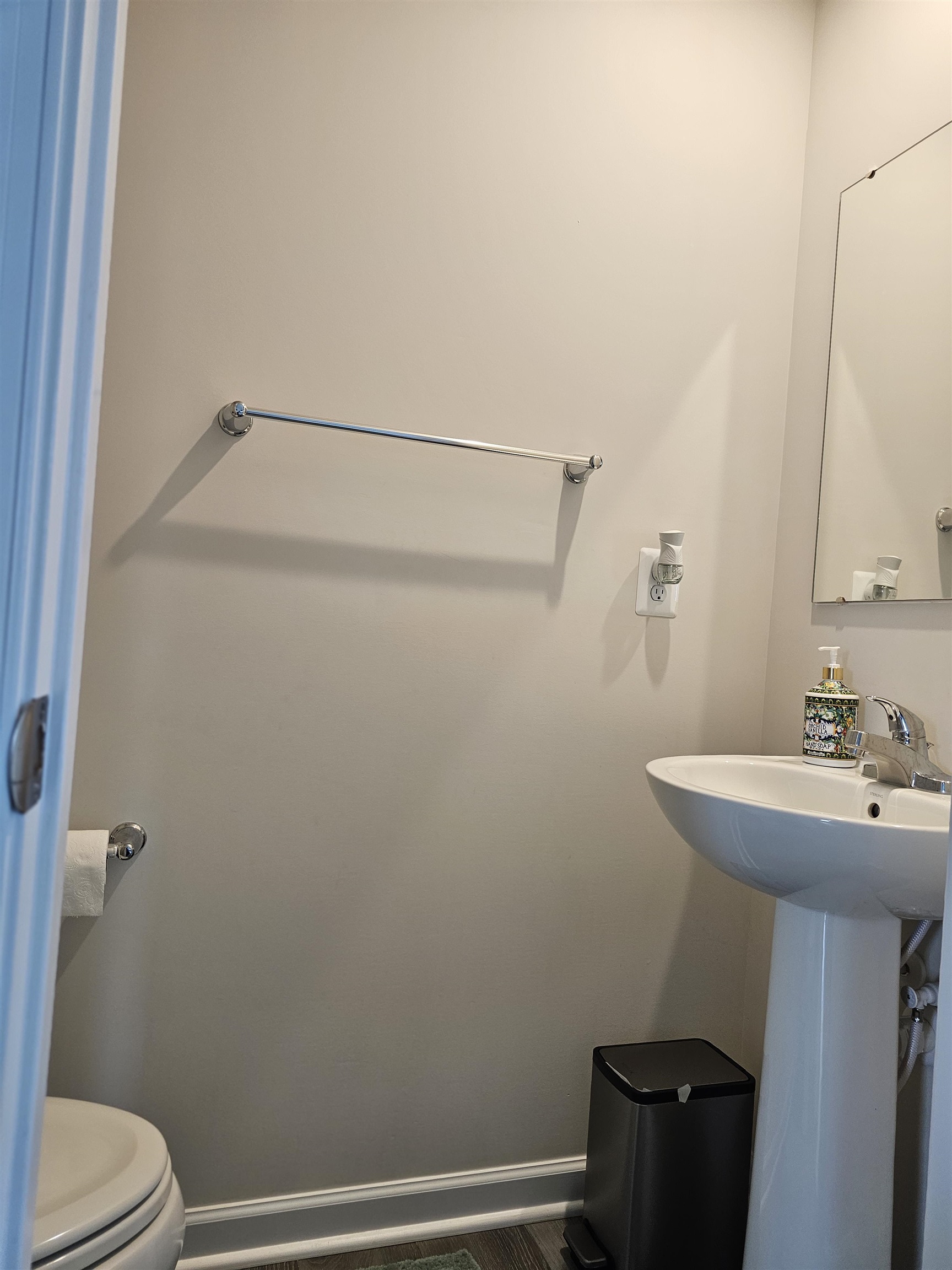 745 WINGTIP WAY, ROCKINGHAM, Virginia 22801, 4 Bedrooms Bedrooms, ,2 BathroomsBathrooms,Residential,745 WINGTIP WAY,668989 MLS # 668989 745 WINGTIP WAY, ROCKINGHAM, Virginia 22801, 4 Bedrooms Bedrooms, ,2 BathroomsBathrooms,Residential,745 WINGTIP WAY,668989 MLS # 668989