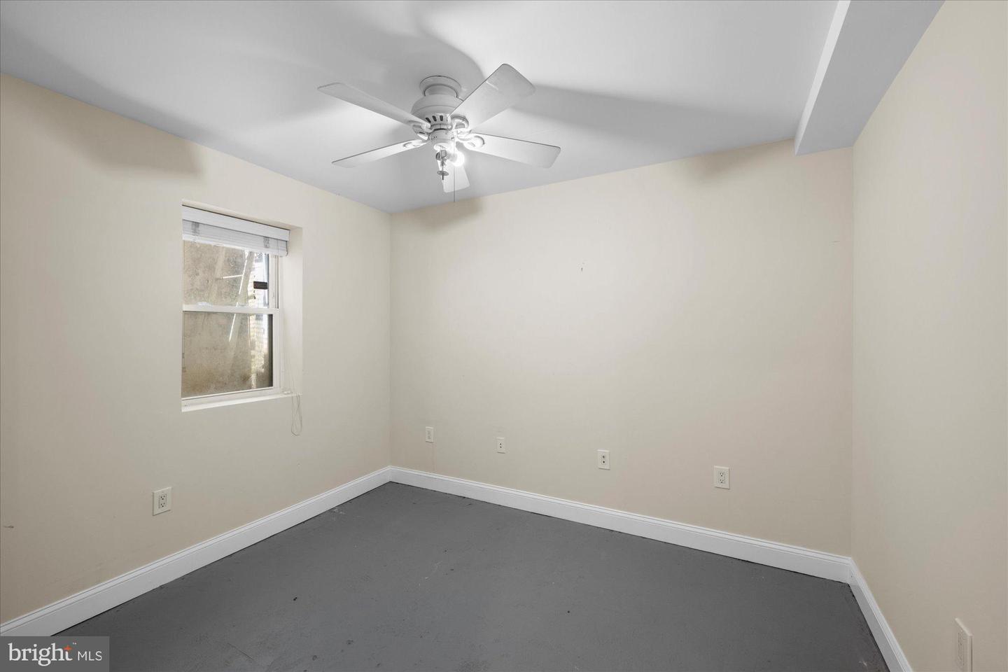 221 M ST NW, WASHINGTON, District Of Columbia 20001, 5 Bedrooms Bedrooms, 9 Rooms Rooms,3 BathroomsBathrooms,Residential,For sale,221 M ST NW,DCDC2221802 MLS # DCDC2221802