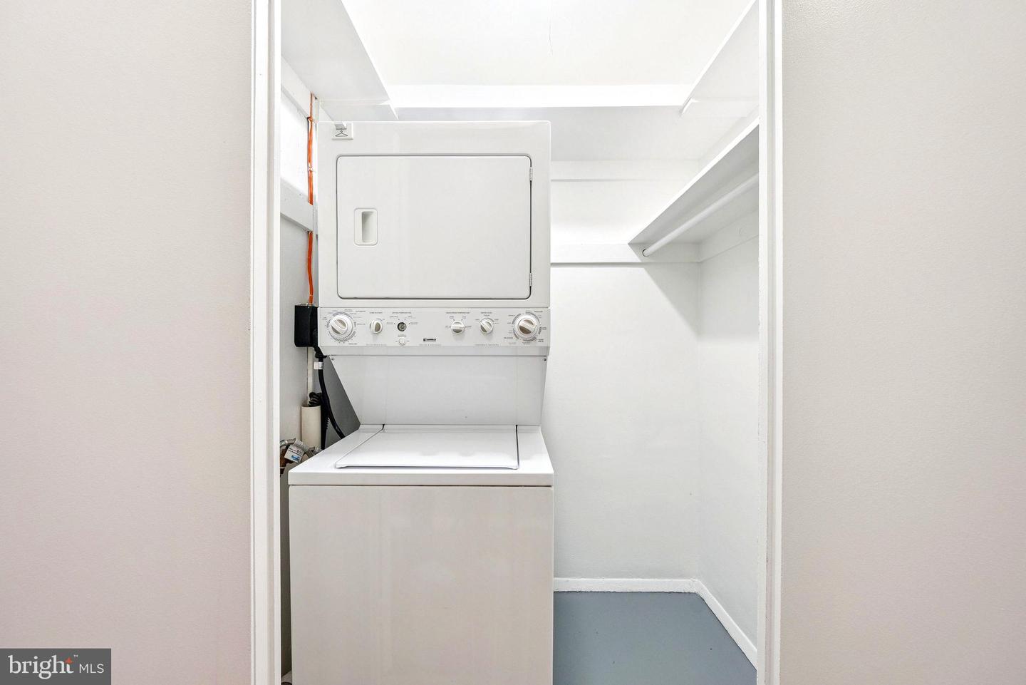 3249 MARTHA CUSTIS DR, ALEXANDRIA, Virginia 22302, 1 Bedroom Bedrooms, ,1 BathroomBathrooms,Residential,For sale,3249 MARTHA CUSTIS DR,VAAX2049574 MLS # VAAX2049574