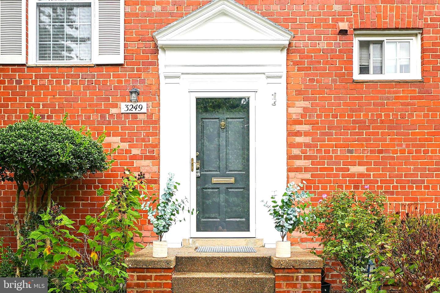 3249 MARTHA CUSTIS DR, ALEXANDRIA, Virginia 22302, 1 Bedroom Bedrooms, ,1 BathroomBathrooms,Residential,For sale,3249 MARTHA CUSTIS DR,VAAX2049574 MLS # VAAX2049574