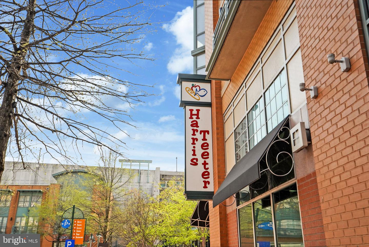 3249 MARTHA CUSTIS DR, ALEXANDRIA, Virginia 22302, 1 Bedroom Bedrooms, ,1 BathroomBathrooms,Residential,For sale,3249 MARTHA CUSTIS DR,VAAX2049574 MLS # VAAX2049574