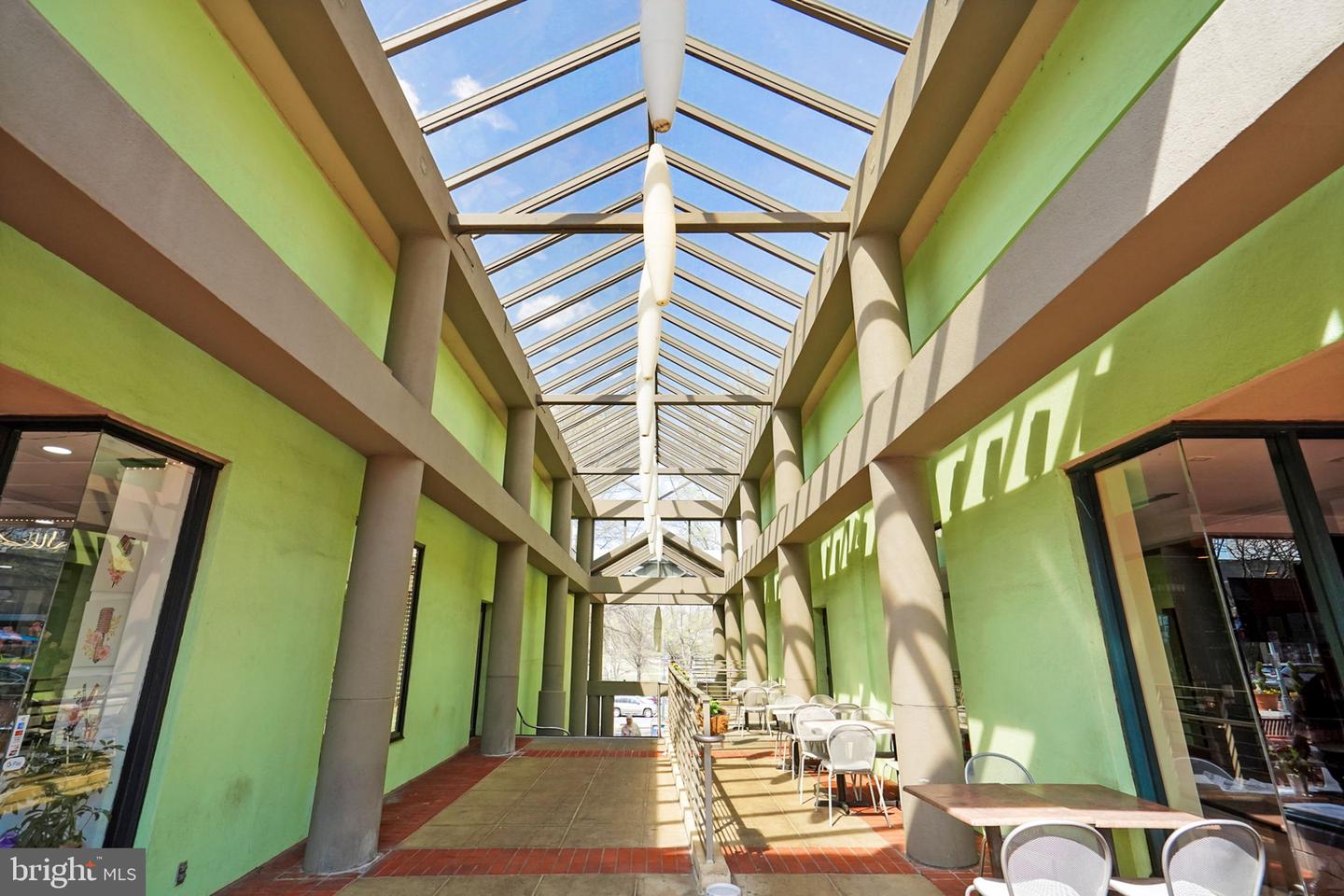 3249 MARTHA CUSTIS DR, ALEXANDRIA, Virginia 22302, 1 Bedroom Bedrooms, ,1 BathroomBathrooms,Residential,For sale,3249 MARTHA CUSTIS DR,VAAX2049574 MLS # VAAX2049574