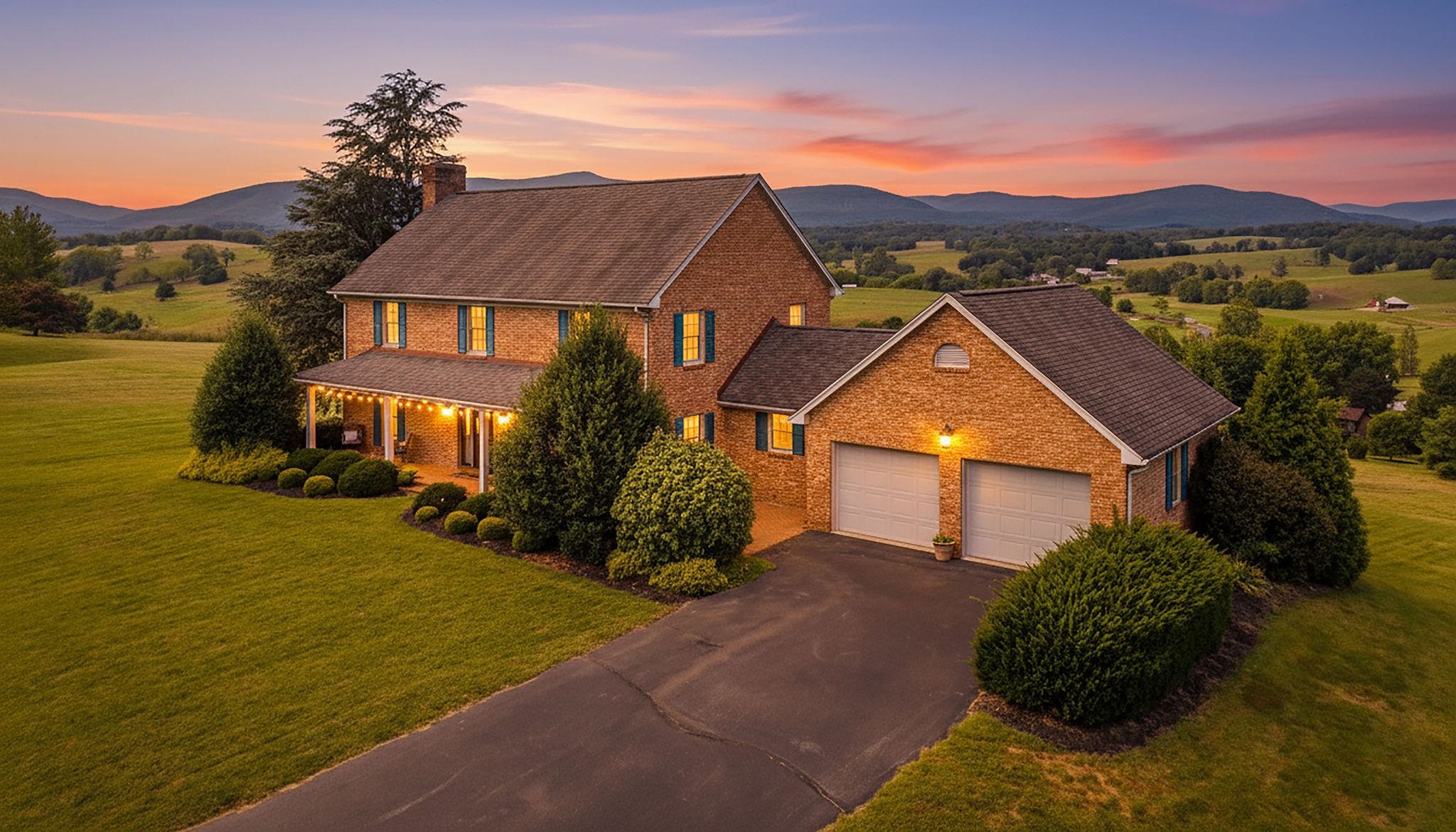 66 GREENLEE DR, CHURCHVILLE, Virginia 24421, 4 Bedrooms Bedrooms, ,3 BathroomsBathrooms,Residential,66 GREENLEE DR,669010 MLS # 669010