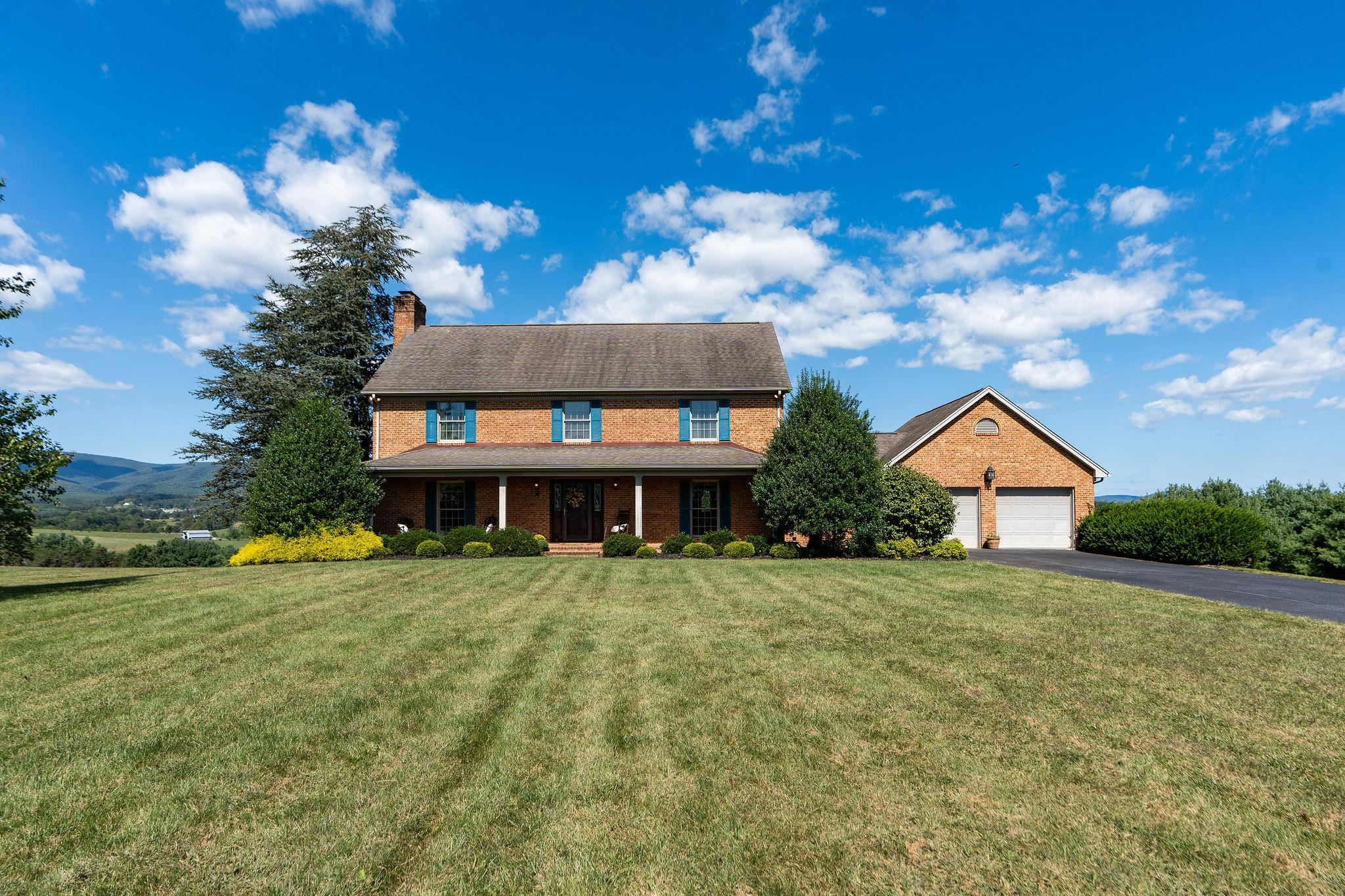 66 GREENLEE DR, CHURCHVILLE, Virginia 24421, 4 Bedrooms Bedrooms, ,3 BathroomsBathrooms,Residential,66 GREENLEE DR,669010 MLS # 669010