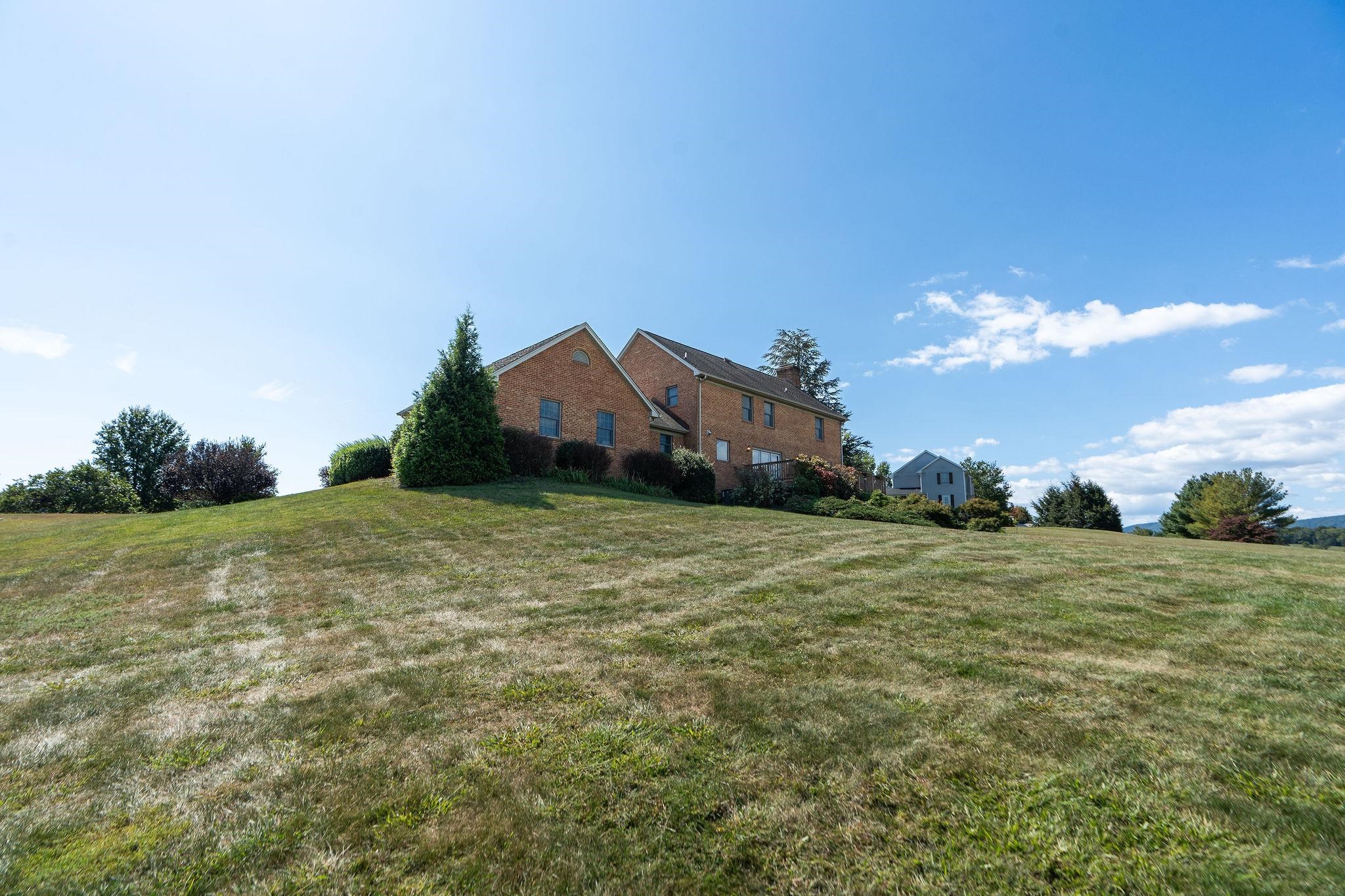 66 GREENLEE DR, CHURCHVILLE, Virginia 24421, 4 Bedrooms Bedrooms, ,3 BathroomsBathrooms,Residential,66 GREENLEE DR,669010 MLS # 669010