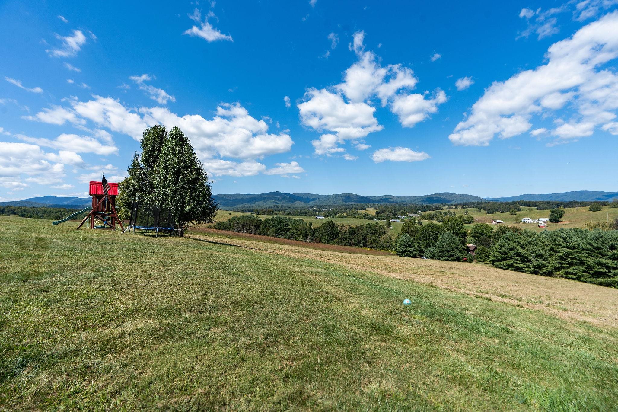 66 GREENLEE DR, CHURCHVILLE, Virginia 24421, 4 Bedrooms Bedrooms, ,3 BathroomsBathrooms,Residential,66 GREENLEE DR,669010 MLS # 669010