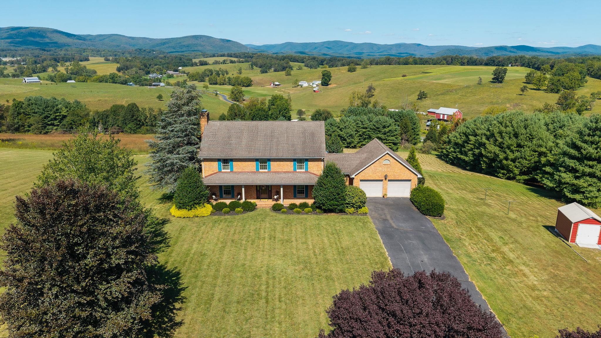 66 GREENLEE DR, CHURCHVILLE, Virginia 24421, 4 Bedrooms Bedrooms, ,3 BathroomsBathrooms,Residential,66 GREENLEE DR,669010 MLS # 669010