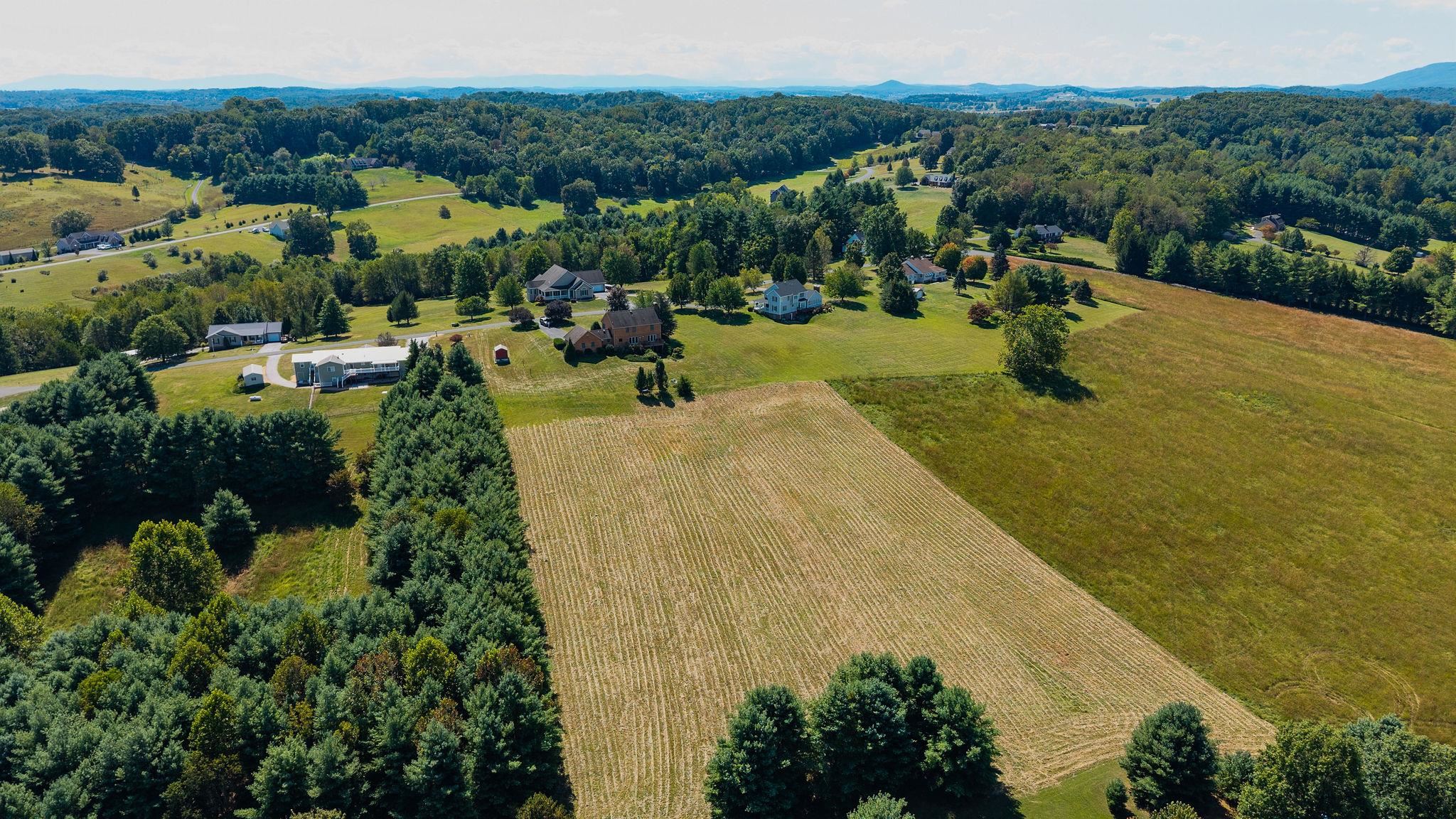 66 GREENLEE DR, CHURCHVILLE, Virginia 24421, 4 Bedrooms Bedrooms, ,3 BathroomsBathrooms,Residential,66 GREENLEE DR,669010 MLS # 669010