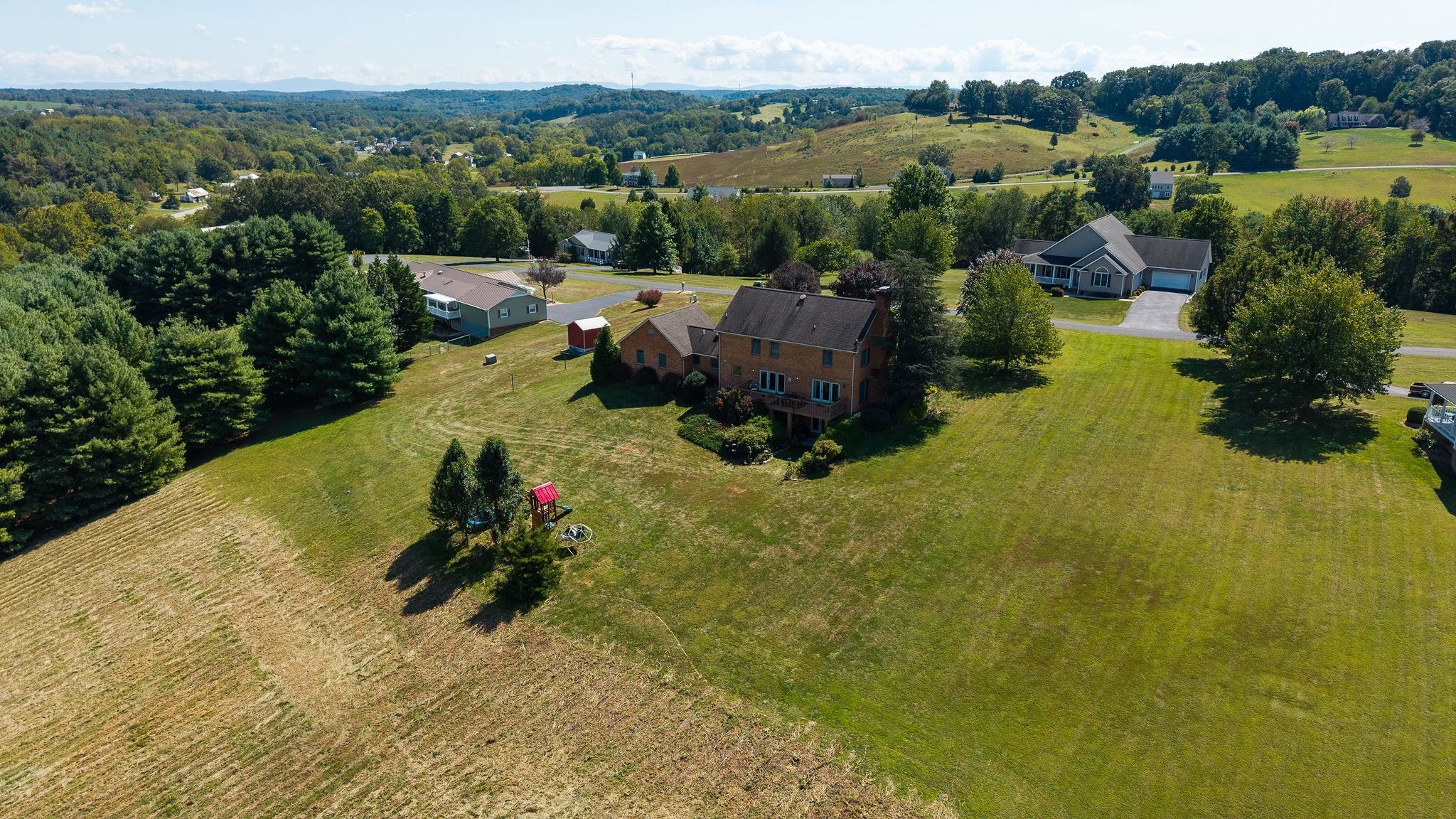 66 GREENLEE DR, CHURCHVILLE, Virginia 24421, 4 Bedrooms Bedrooms, ,3 BathroomsBathrooms,Residential,66 GREENLEE DR,669010 MLS # 669010