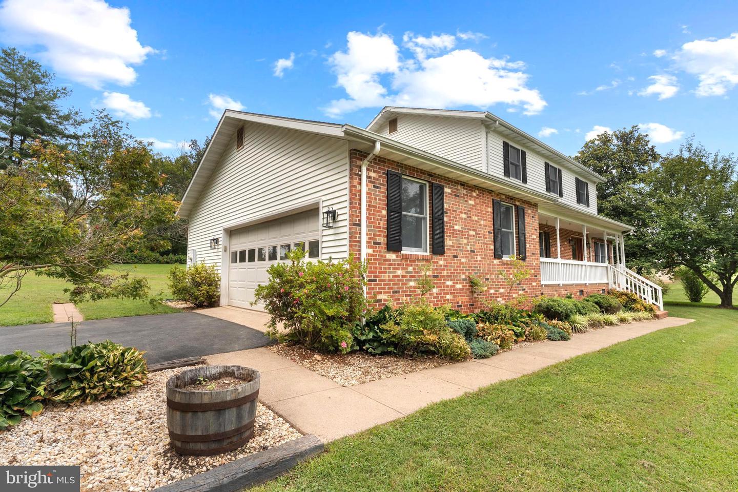 13360 CAMERON CT, BOSTON, Virginia 22713, 4 Bedrooms Bedrooms, ,2 BathroomsBathrooms,Residential,For sale,13360 CAMERON CT,VACU2011544 MLS # VACU2011544
