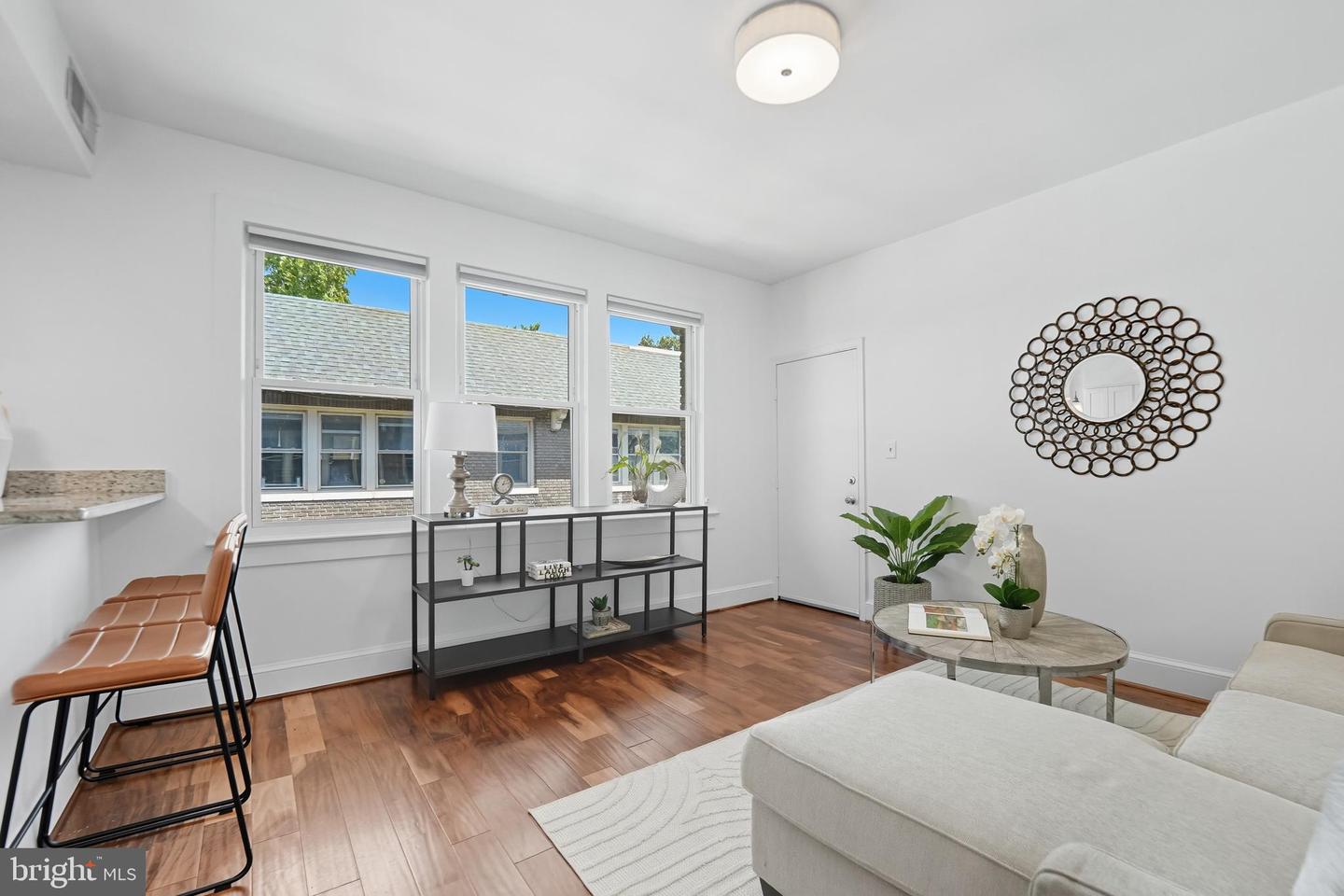 1725 LANIER PL NW #33A, WASHINGTON, District Of Columbia 20009, 2 Bedrooms Bedrooms, ,1 BathroomBathrooms,Residential,For sale,1725 LANIER PL NW #33A,DCDC2221962 MLS # DCDC2221962