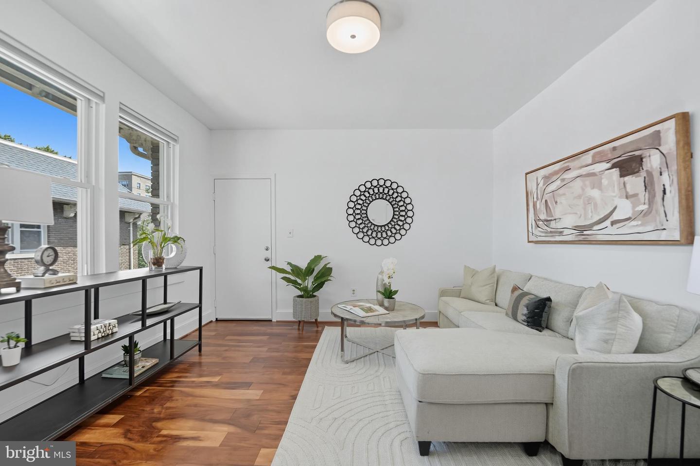 1725 LANIER PL NW #33A, WASHINGTON, District Of Columbia 20009, 2 Bedrooms Bedrooms, ,1 BathroomBathrooms,Residential,For sale,1725 LANIER PL NW #33A,DCDC2221962 MLS # DCDC2221962