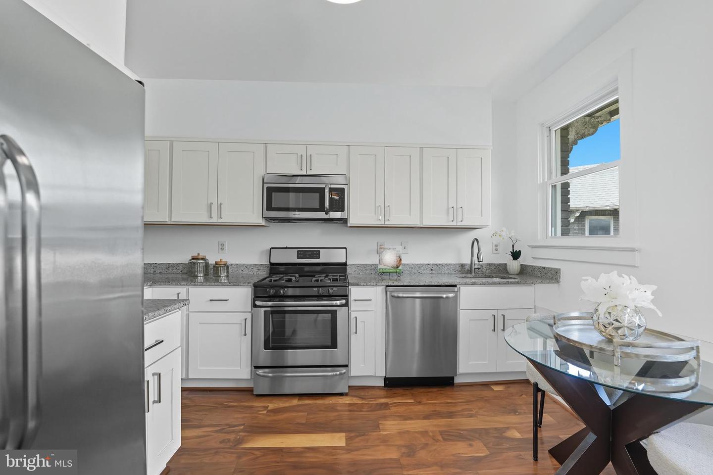 1725 LANIER PL NW #33A, WASHINGTON, District Of Columbia 20009, 2 Bedrooms Bedrooms, ,1 BathroomBathrooms,Residential,For sale,1725 LANIER PL NW #33A,DCDC2221962 MLS # DCDC2221962