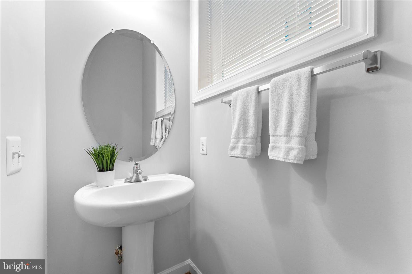 43899 SIREN SONG TER, LEESBURG, Virginia 20176, 3 Bedrooms Bedrooms, ,3 BathroomsBathrooms,Residential,For sale,43899 SIREN SONG TER,VALO2106710 MLS # VALO2106710