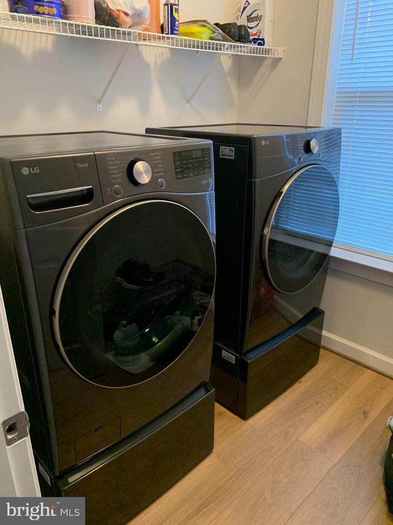 43899 SIREN SONG TER, LEESBURG, Virginia 20176, 3 Bedrooms Bedrooms, ,3 BathroomsBathrooms,Residential,For sale,43899 SIREN SONG TER,VALO2106710 MLS # VALO2106710