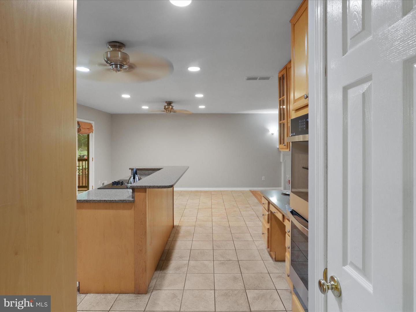 9756 MOOR GREEN DR, MANASSAS, Virginia 20112, 4 Bedrooms Bedrooms, 12 Rooms Rooms,3 BathroomsBathrooms,Residential,For sale,9756 MOOR GREEN DR,VAPW2103914 MLS # VAPW2103914