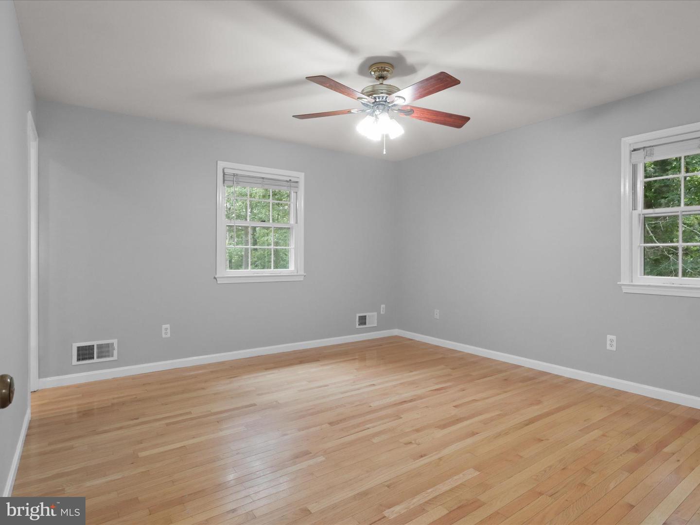 9756 MOOR GREEN DR, MANASSAS, Virginia 20112, 4 Bedrooms Bedrooms, 12 Rooms Rooms,3 BathroomsBathrooms,Residential,For sale,9756 MOOR GREEN DR,VAPW2103914 MLS # VAPW2103914