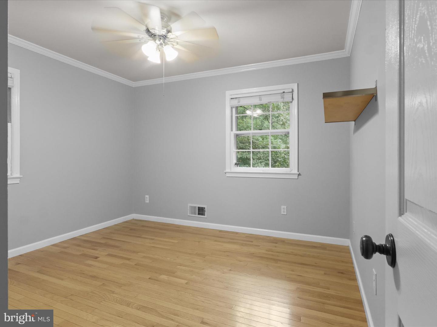 9756 MOOR GREEN DR, MANASSAS, Virginia 20112, 4 Bedrooms Bedrooms, 12 Rooms Rooms,3 BathroomsBathrooms,Residential,For sale,9756 MOOR GREEN DR,VAPW2103914 MLS # VAPW2103914
