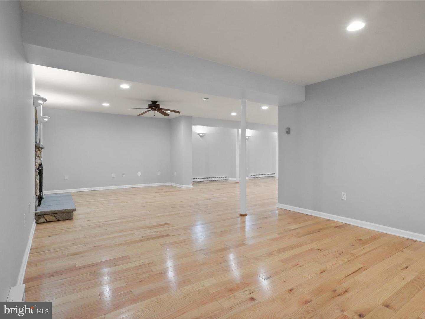 9756 MOOR GREEN DR, MANASSAS, Virginia 20112, 4 Bedrooms Bedrooms, 12 Rooms Rooms,3 BathroomsBathrooms,Residential,For sale,9756 MOOR GREEN DR,VAPW2103914 MLS # VAPW2103914
