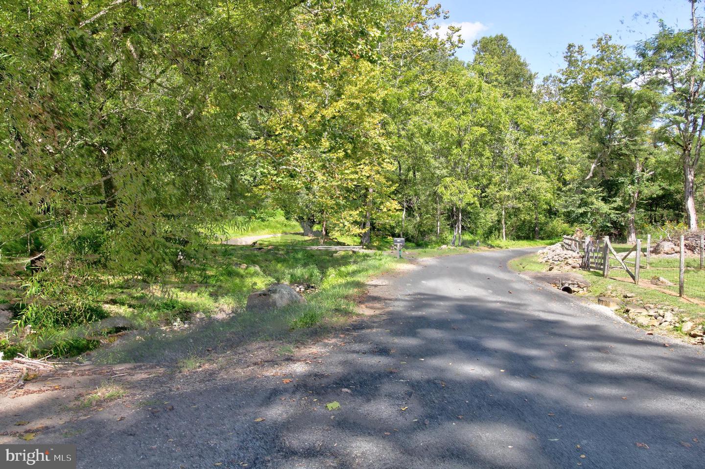 669 GID BROWN HOLLOW RD, WASHINGTON, Virginia 22747, 3 Bedrooms Bedrooms, ,2 BathroomsBathrooms,Residential,For sale,669 GID BROWN HOLLOW RD,VARP2002262 MLS # VARP2002262