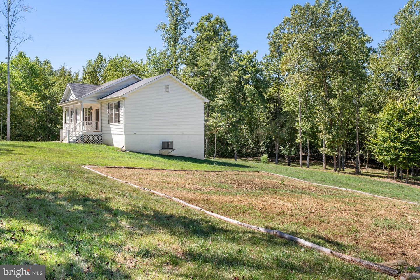 887 HICKORY CREEK RD, LOUISA, Virginia 23093, 3 Bedrooms Bedrooms, ,3 BathroomsBathrooms,Residential,For sale,887 HICKORY CREEK RD,VALA2008556 MLS # VALA2008556