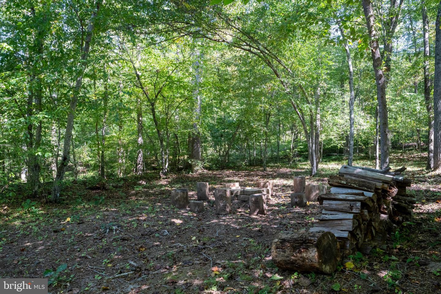 887 HICKORY CREEK RD, LOUISA, Virginia 23093, 3 Bedrooms Bedrooms, ,3 BathroomsBathrooms,Residential,For sale,887 HICKORY CREEK RD,VALA2008556 MLS # VALA2008556