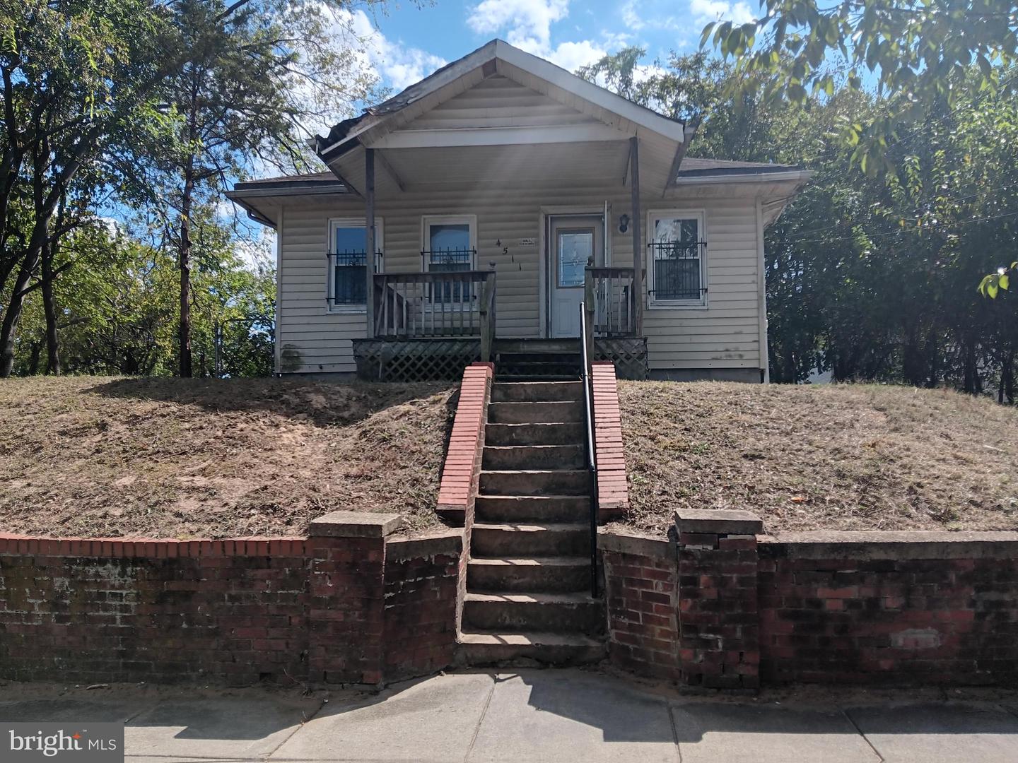 4511 EADS ST NE, WASHINGTON, District Of Columbia 20019, 2 Bedrooms Bedrooms, ,1 BathroomBathrooms,Residential,For sale,4511 EADS ST NE,DCDC2222128 MLS # DCDC2222128