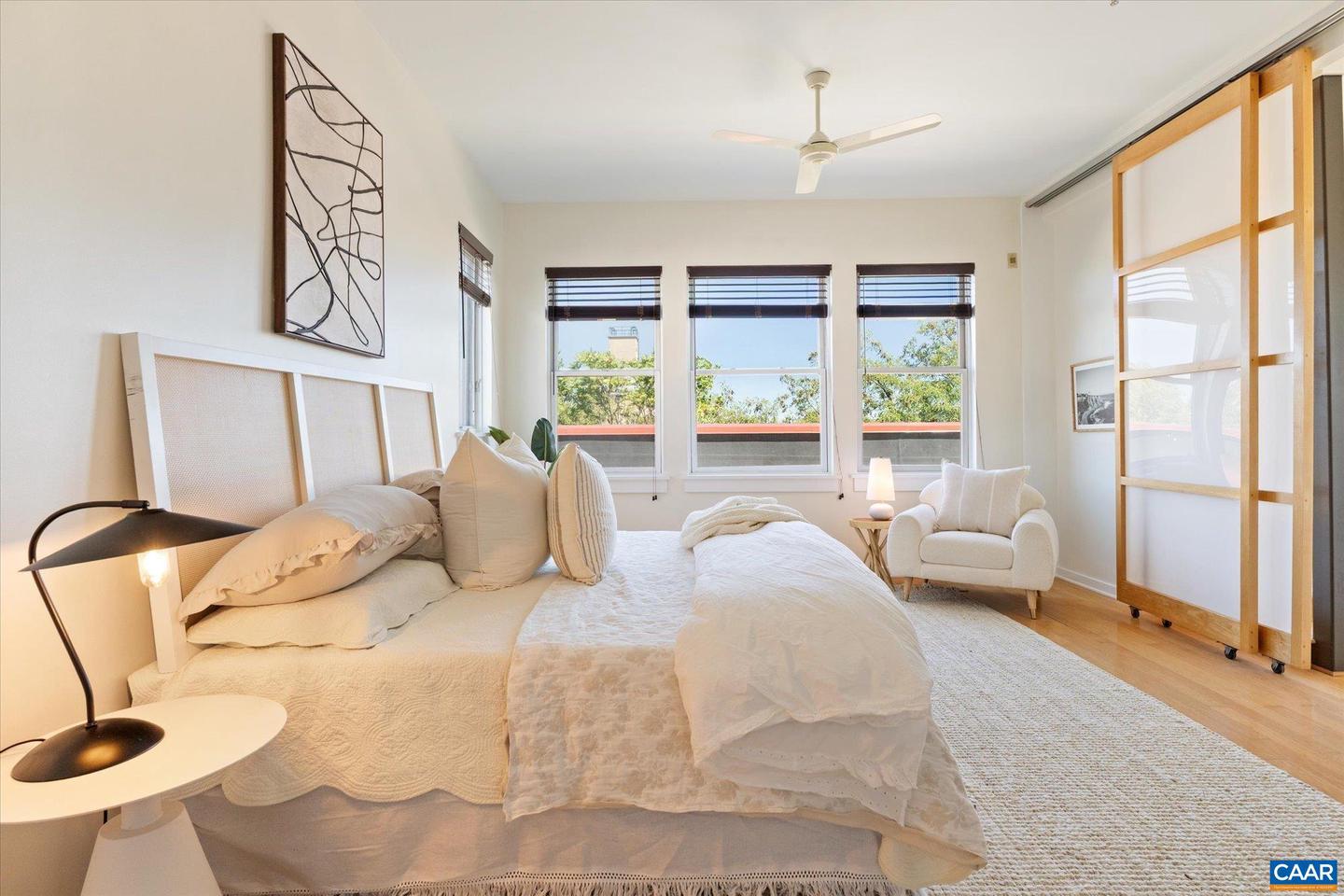 202 DOUGLAS AVE #3D, CHARLOTTESVILLE, Virginia 22902, 2 Bedrooms Bedrooms, ,2 BathroomsBathrooms,Residential,For sale,202 DOUGLAS AVE #3D,668905 MLS # 668905