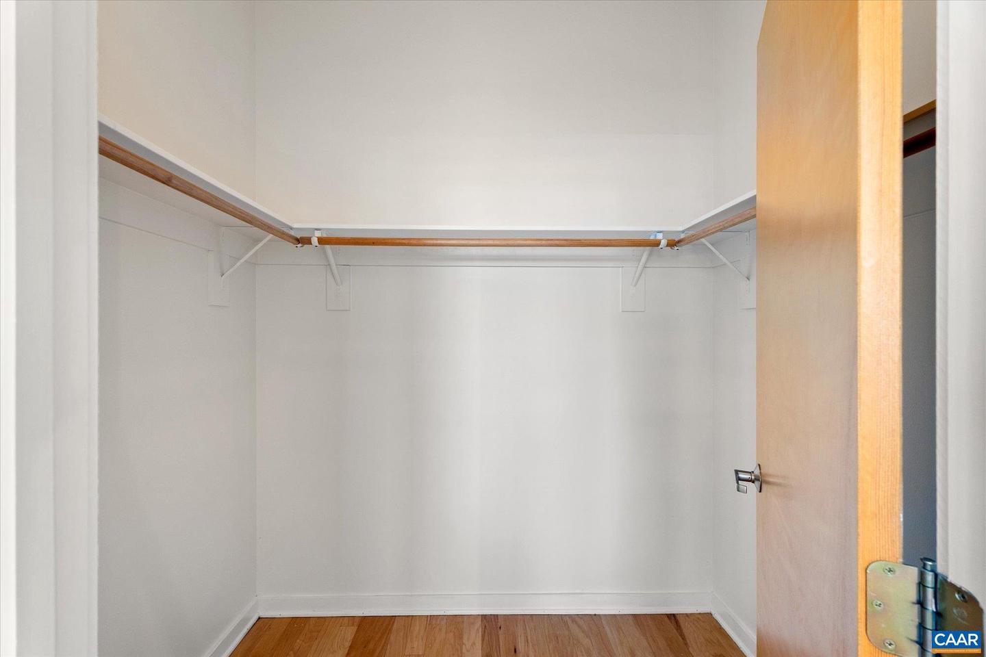 202 DOUGLAS AVE #3D, CHARLOTTESVILLE, Virginia 22902, 2 Bedrooms Bedrooms, ,2 BathroomsBathrooms,Residential,For sale,202 DOUGLAS AVE #3D,668905 MLS # 668905