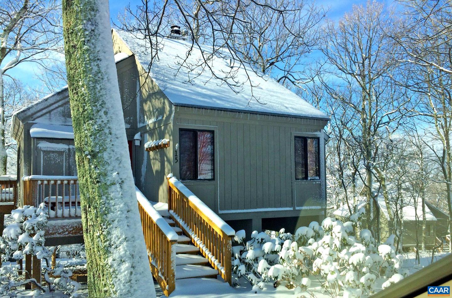 15 SHAGBARK LN, WINTERGREEN RESORT, Virginia 22967, 3 Bedrooms Bedrooms, ,2 BathroomsBathrooms,Residential,For sale,15 SHAGBARK LN,668912 MLS # 668912