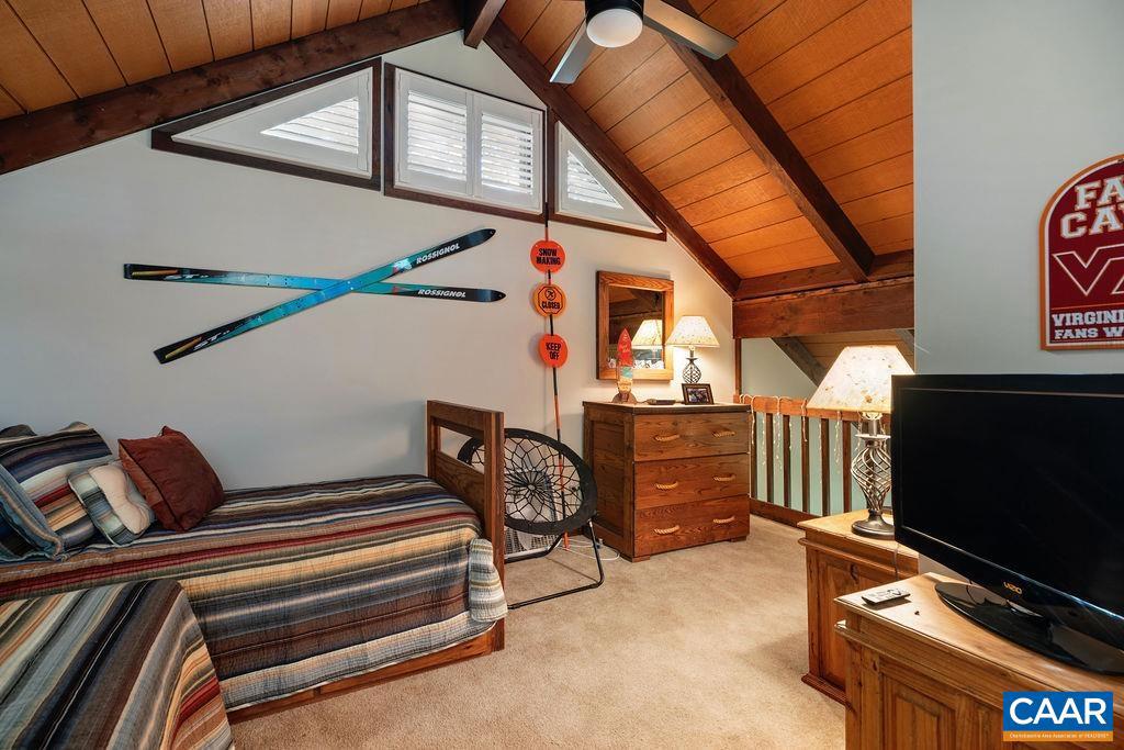15 SHAGBARK LN, WINTERGREEN RESORT, Virginia 22967, 3 Bedrooms Bedrooms, ,2 BathroomsBathrooms,Residential,For sale,15 SHAGBARK LN,668912 MLS # 668912