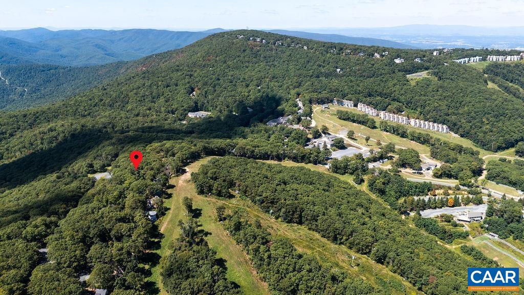 15 SHAGBARK LN, WINTERGREEN RESORT, Virginia 22967, 3 Bedrooms Bedrooms, ,2 BathroomsBathrooms,Residential,For sale,15 SHAGBARK LN,668912 MLS # 668912