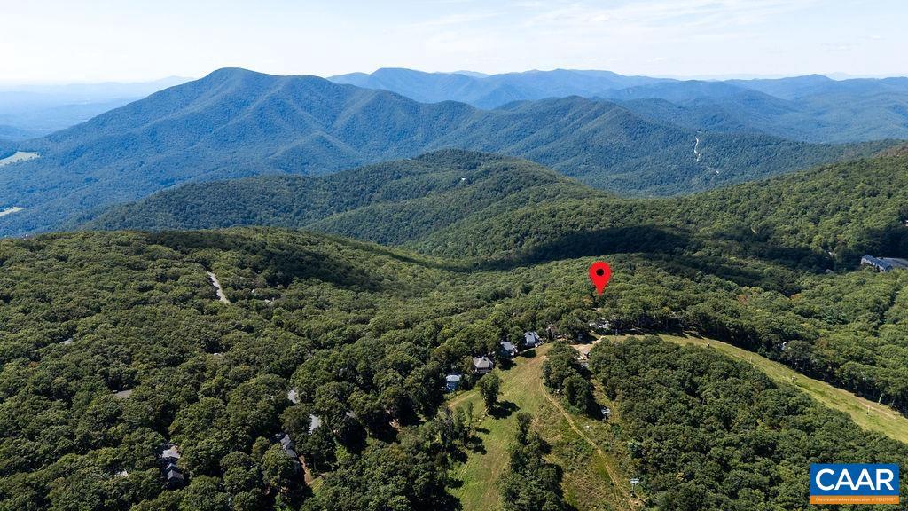 15 SHAGBARK LN, WINTERGREEN RESORT, Virginia 22967, 3 Bedrooms Bedrooms, ,2 BathroomsBathrooms,Residential,For sale,15 SHAGBARK LN,668912 MLS # 668912