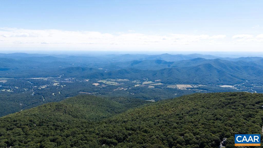 15 SHAGBARK LN, WINTERGREEN RESORT, Virginia 22967, 3 Bedrooms Bedrooms, ,2 BathroomsBathrooms,Residential,For sale,15 SHAGBARK LN,668912 MLS # 668912