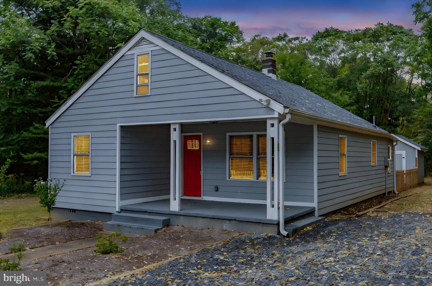 16 ENOLA RD, FREDERICKSBURG, Virginia 22405, 2 Bedrooms Bedrooms, 7 Rooms Rooms,1 BathroomBathrooms,Residential,For sale,16 ENOLA RD,VAST2042662 MLS # VAST2042662