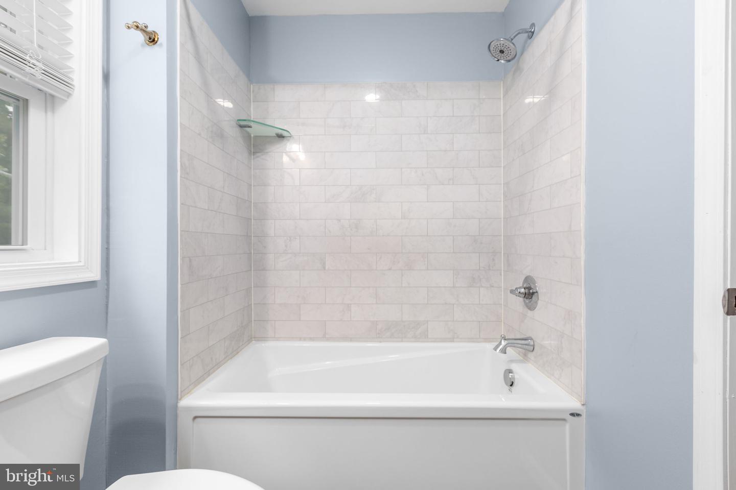 16 ENOLA RD, FREDERICKSBURG, Virginia 22405, 2 Bedrooms Bedrooms, 7 Rooms Rooms,1 BathroomBathrooms,Residential,For sale,16 ENOLA RD,VAST2042662 MLS # VAST2042662