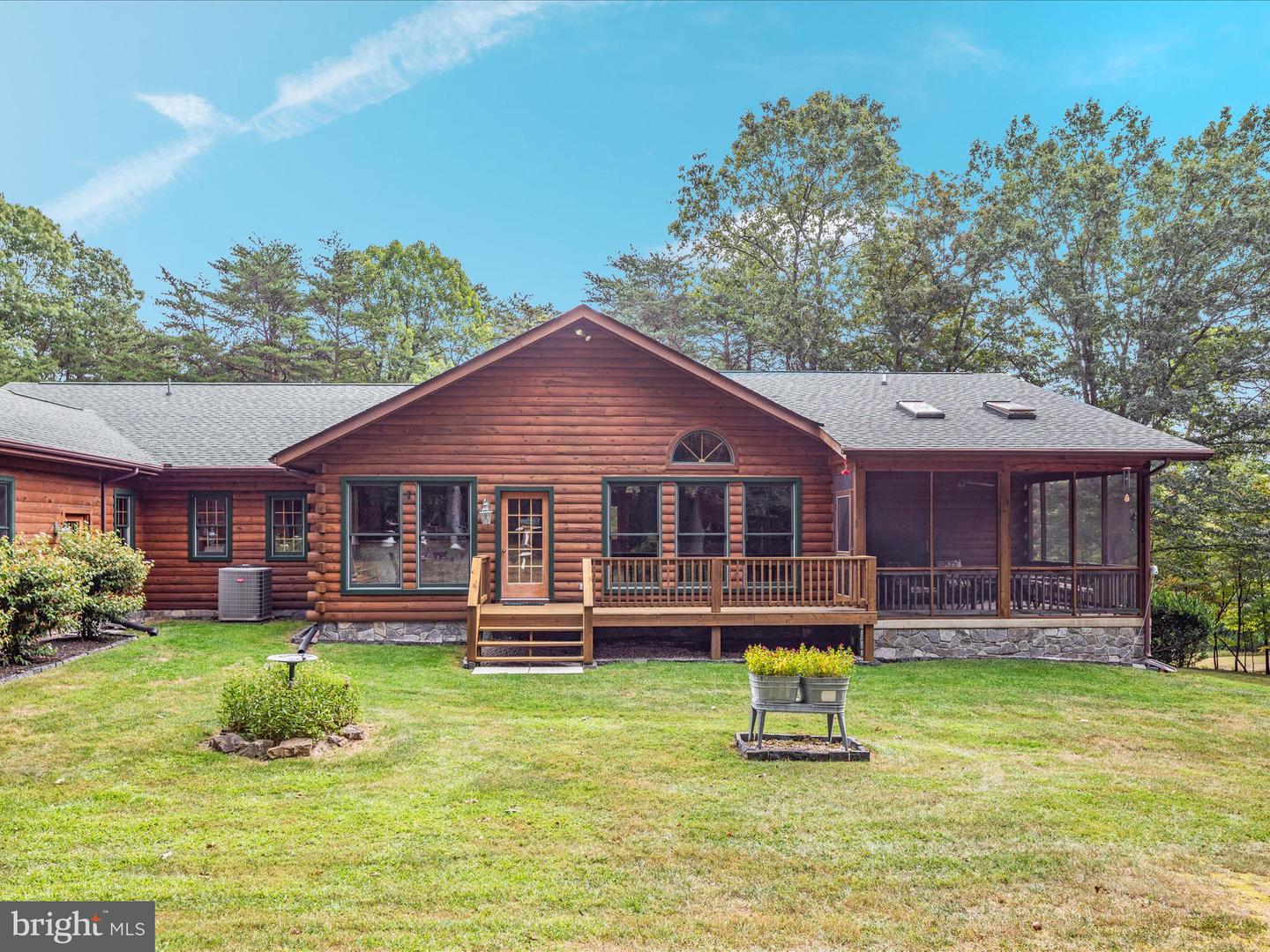 2321 CEDAR GROVE RD, WINCHESTER, Virginia 22603, 4 Bedrooms Bedrooms, ,3 BathroomsBathrooms,Residential,For sale,2321 CEDAR GROVE RD,VAFV2036792 MLS # VAFV2036792