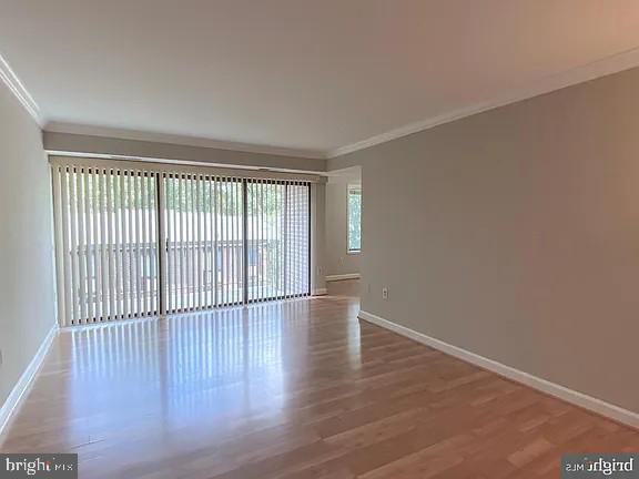 9715 KINGS CROWN CT #202, FAIRFAX, Virginia 22031, 2 Bedrooms Bedrooms, ,2 BathroomsBathrooms,Residential,For sale,9715 KINGS CROWN CT #202,VAFX2267114 MLS # VAFX2267114 9715 KINGS CROWN CT #202, FAIRFAX, Virginia 22031, 2 Bedrooms Bedrooms, ,2 BathroomsBathrooms,Residential,For sale,9715 KINGS CROWN CT #202,VAFX2267114 MLS # VAFX2267114