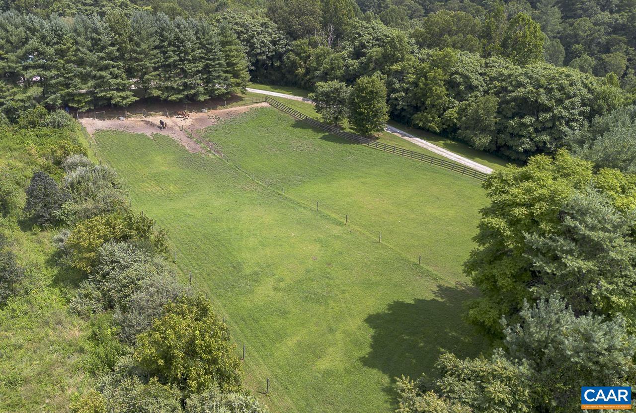 9195 SPRINGWOOD RD, BUCHANAN, Virginia 24066, 2 Bedrooms Bedrooms, ,1 BathroomBathrooms,Residential,For sale,9195 SPRINGWOOD RD,668924 MLS # 668924