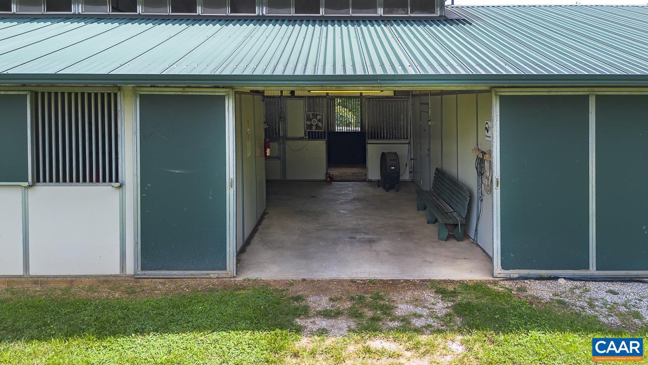 9195 SPRINGWOOD RD, BUCHANAN, Virginia 24066, 2 Bedrooms Bedrooms, ,1 BathroomBathrooms,Residential,For sale,9195 SPRINGWOOD RD,668924 MLS # 668924