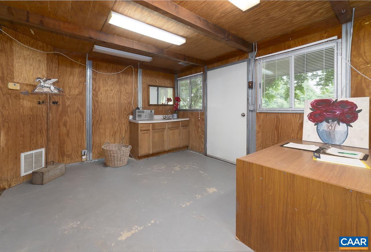9195 SPRINGWOOD RD, BUCHANAN, Virginia 24066, 2 Bedrooms Bedrooms, ,1 BathroomBathrooms,Residential,For sale,9195 SPRINGWOOD RD,668924 MLS # 668924