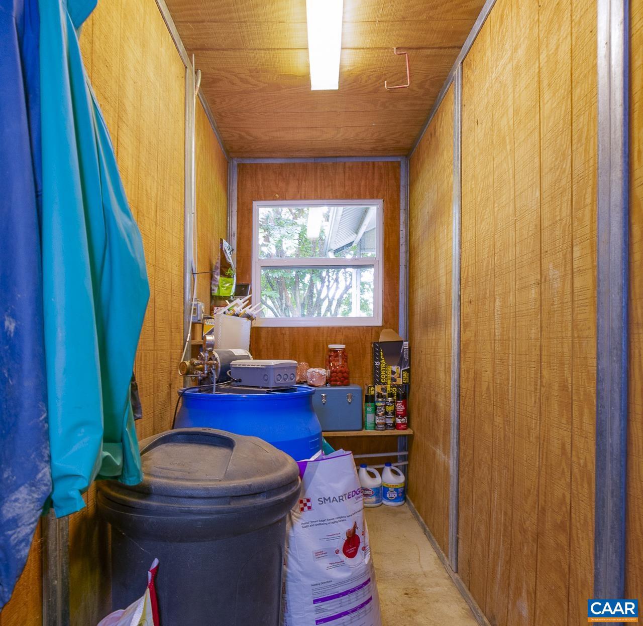 9195 SPRINGWOOD RD, BUCHANAN, Virginia 24066, 2 Bedrooms Bedrooms, ,1 BathroomBathrooms,Residential,For sale,9195 SPRINGWOOD RD,668924 MLS # 668924